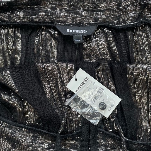 Express Boho Cropped Sheer Metallic Top Size Medium Black Gold Copper NWT - Picture 5 of 11